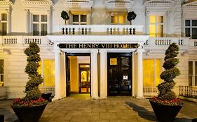 Henry Viii Hotel